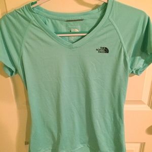 North Face Light Blue Size Medium T-Shirt